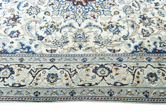 Image 1 of Hand-knotted Nain carpet with silk - 257 X 160 Cm