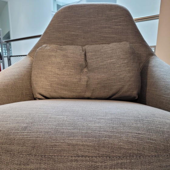 Image 1 of Leolux Jill armchair with pouf