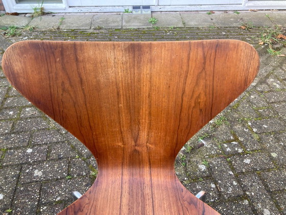 Image 1 of Fritz Hansen - Chaise papillon en palissandre 1964