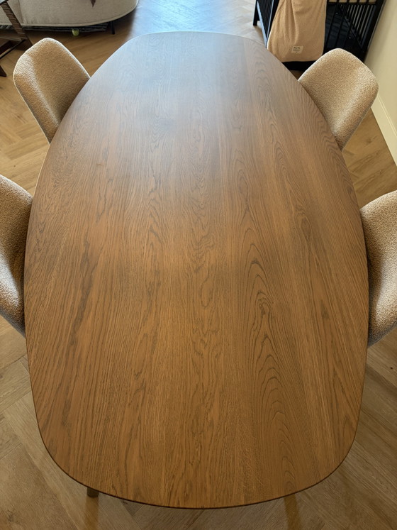 Image 1 of Tavolo da pranzo in legno marrone, sedia Hello, semi-ovale, 100x200