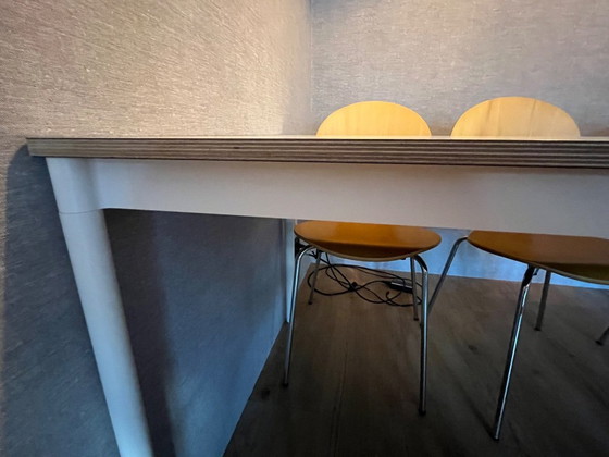 Image 1 of Table de salle à manger Muuto blanche, piètement en stratifié/contreplaqué, 190 x 85 cm