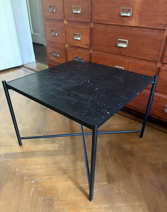Image 1 of Table d'appoint 60x60 HANDVÄRK marbre