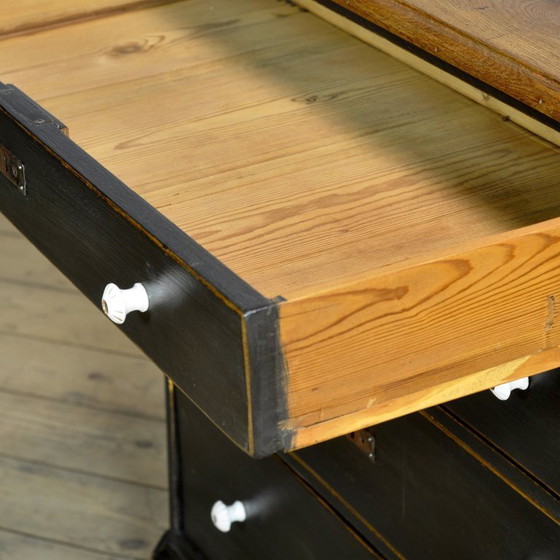 Image 1 of Commode en chêne et pin, années 1910