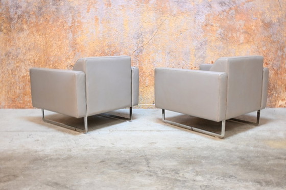 Two taupe-colored leather Artifort Mare Armchairs, Brown, Modern (photo 6 of 8)
