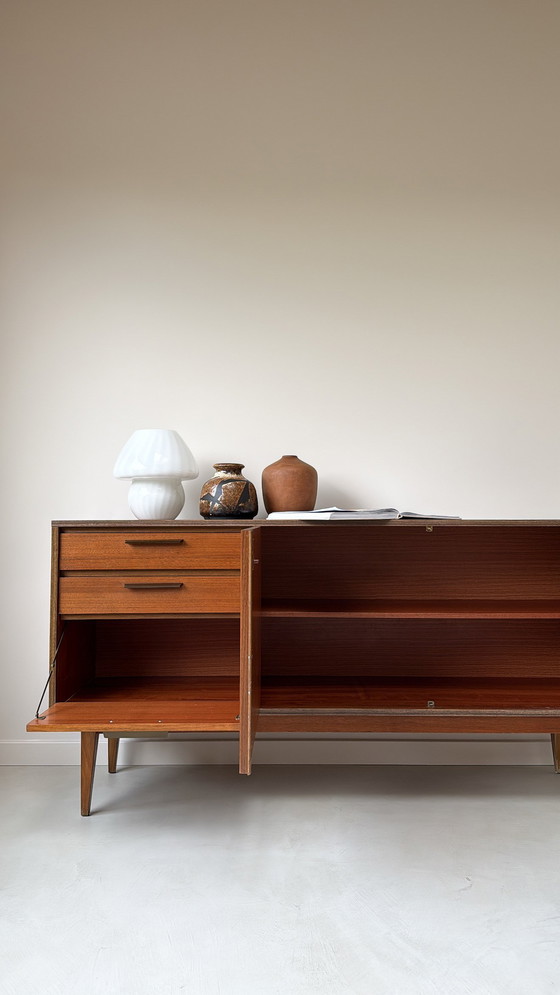 Image 1 of Vintage houten dressoir 