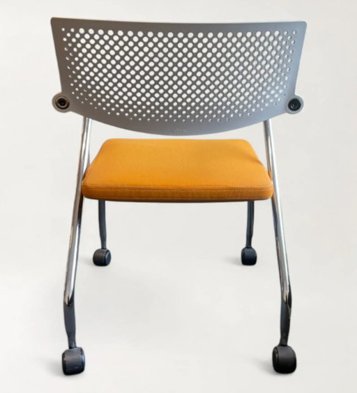 200x Vitra Visaroll 2 meeting chair on wheels
