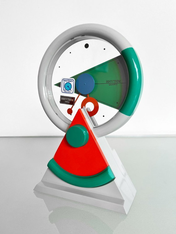 Image 1 of Vintage Rhythm Japan 4RP696 design klok