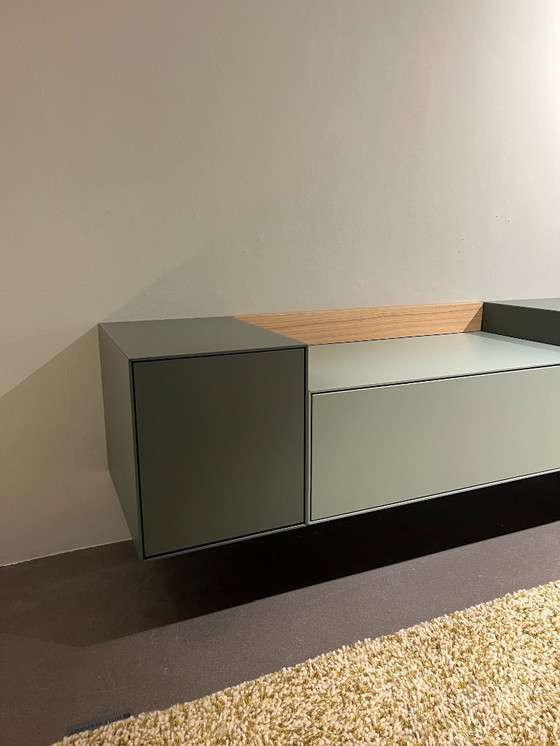 Image 1 of Gabinete Treku Lauki