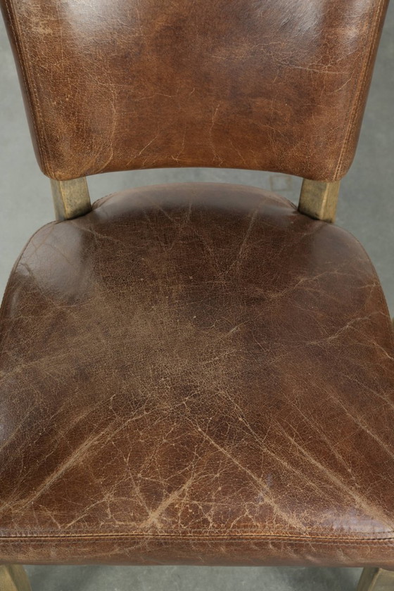 Image 1 of 4 x Vintage rundleren en houten eetkamerstoel met een mooie karaktervolle en elegante uitstraling