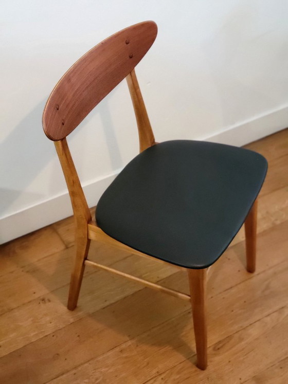 Image 1 of Set van 4 vintage Deense eetkamerstoelen model 210 van Farstrup