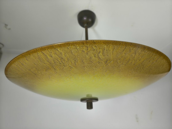 Image 1 of Lámpara colgante Art Déco Ø56 cm - Cristal opalino y latón - ca. 1935