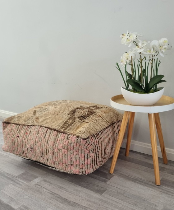 Image 1 of Vintage berber poef 