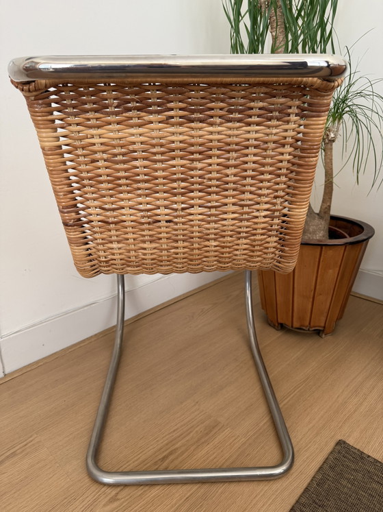 Image 1 of 4X chairs