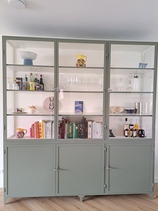 Pharmacy cabinet Old Basics green/grey