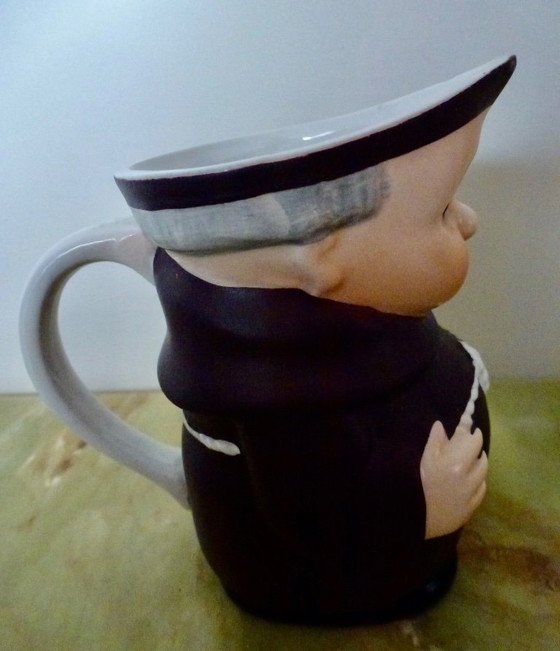 Image 1 of Sucrier et pot à lait vintage Goebel Friar Tuck Monk en 2 pièces d'Allemagne de l'Ouest.