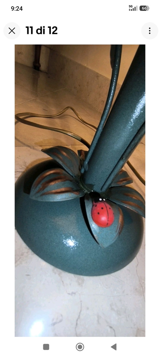 Vintage Fe Lamp Hand-Wrought by Master Blacksmith H. 38 cm and Porcelain Flowers Cap – Table lamps, Glass (photo 6 of 11)