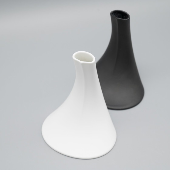 Image 1 of Vase Rosenthal "HEELS" Duo Design James Kirkwood Porcelaine Bisque Noir & Blanc