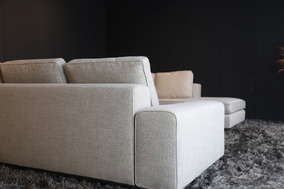 Image 1 of Minotti Williams 3-zitsbank met lounge – nieuw gestoffeerd