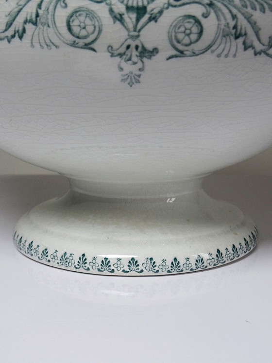 Image 1 of Large antique K&G Lunéville Compiègne pattern ironstone tureen