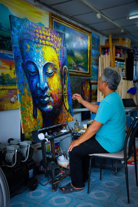 Image 1 of Unique hand-painted Buddha painting "Silent Strength" – Seksak Jaichumchen – 100 × 120 cm