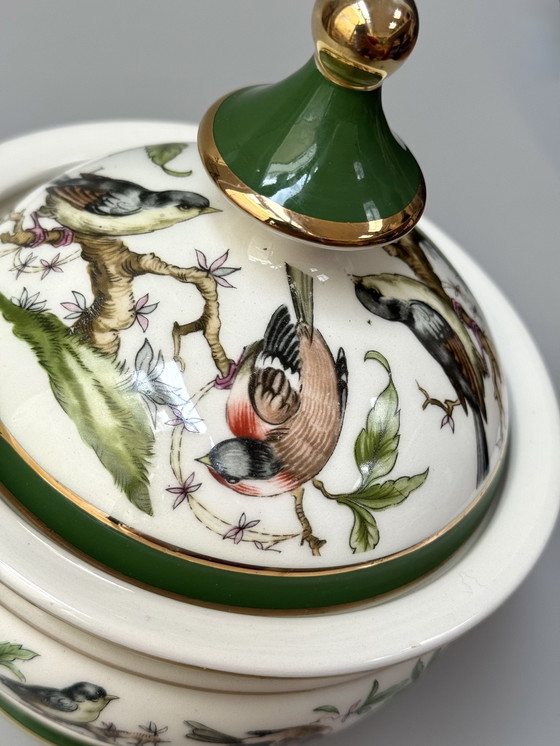 Image 1 of Fiorentine Italienische Porzellan Bonbonniere, handdekoriert, Vögel und Goldakzente