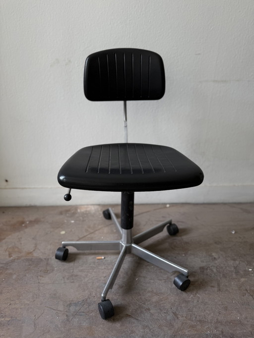 4x Chaises de bureau originales KEVI - Jørgen Rasmussen - Early Edition (1960s-80s)