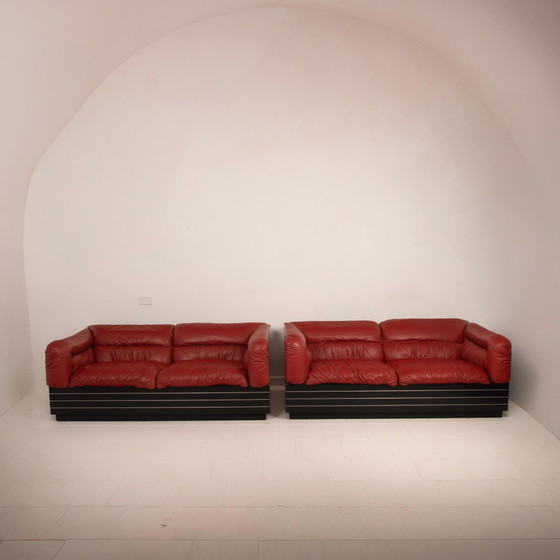 Strato sofa by Giovanni Offredi for Saporiti, 1970 – Aluminium, Leather, Italian Design (photo 9 of 28)