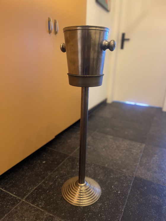 Image 1 of Ice bucket with Robust Stand