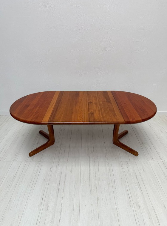 Tavolo da pranzo allungabile rotondo in teak danese vintage anni '70 di Langeskov Møbelfabrik (photo 2 of 8)