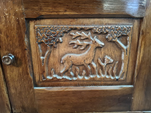 Hunters Side cabinet 90*70*40