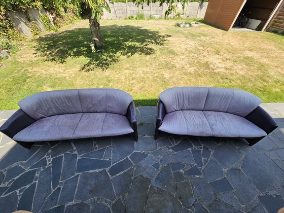 Image 1 of Leolux Excalibur 2.5-seater + 3-seater vintage design sofas (1991) - iconic Dutch design by Jan Armgardt in purple leather