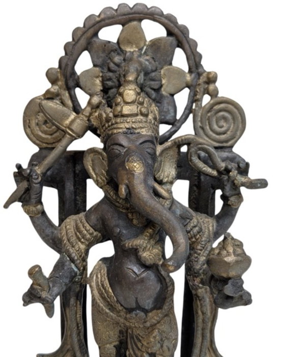 Ganesha debout en bronze doré antique – Himalaya, XVIIIe-XIXe siècle – Sculptures, Gold (photo 9 of 10)