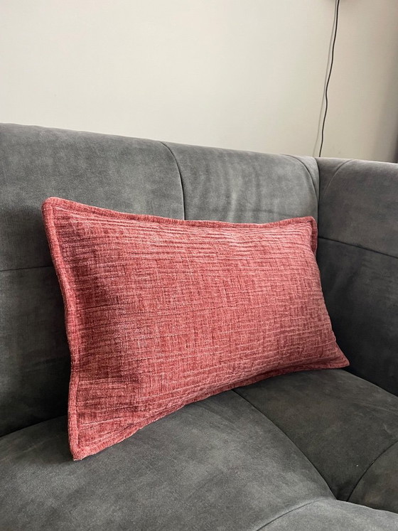 Image 1 of Pink decorative cushion with wave structure - made from upholstery fabric remnants