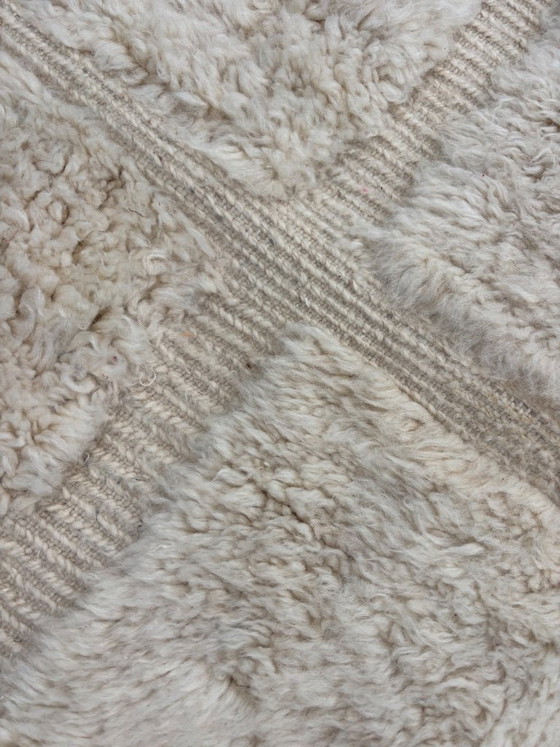 Image 1 of Großer marokkanischer Beni Ouarain Teppich – 280 x 410 cm – Handgefertigter minimalistischer Wollteppich in Natur-Elfenbein