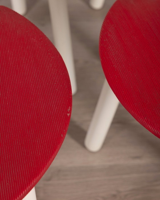 Image 1 of Set di 4 sedie vintage anni '80 in legno e vinile rosso, design italiano.