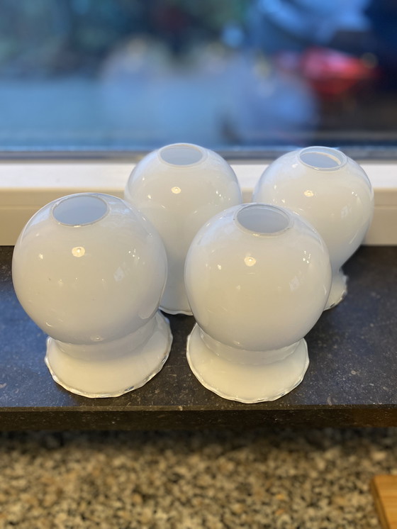 Image 1 of Opaline lampenkapjes 1900