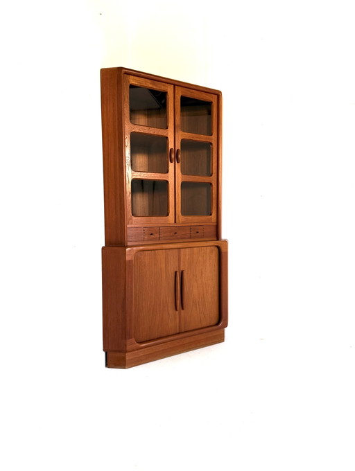 Vetrina ad angolo vintage in teak, Dyrlund anni '70 – vitrinekasten, Glass, Wood