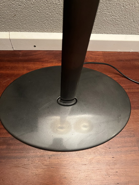 Image 1 of Two Artemide Tebe floor lamps – Ernesto Gismondi