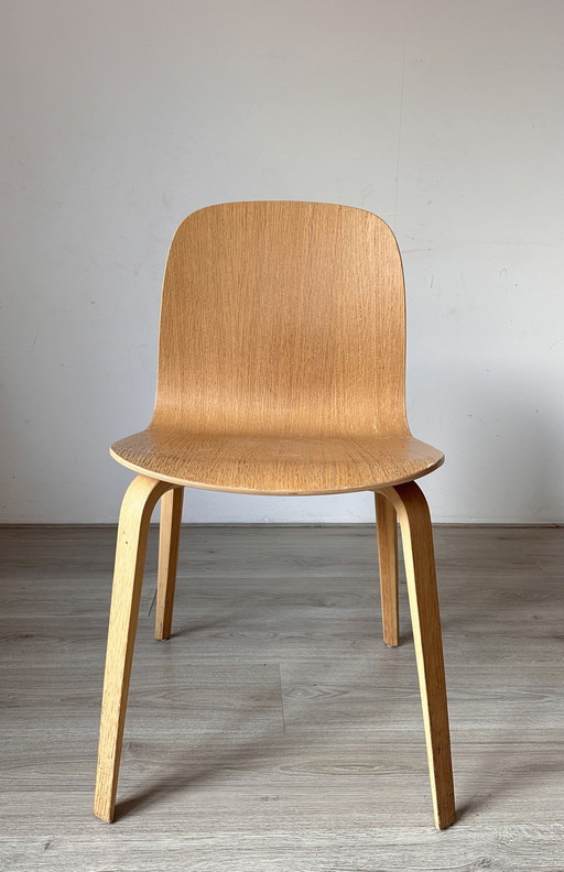 Muuto Visu Holzdesign-Stuhl