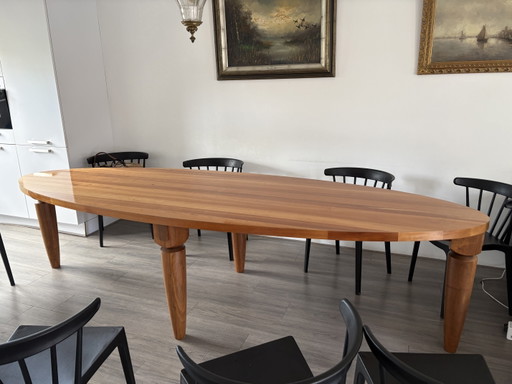 Super beautiful table from Cassina