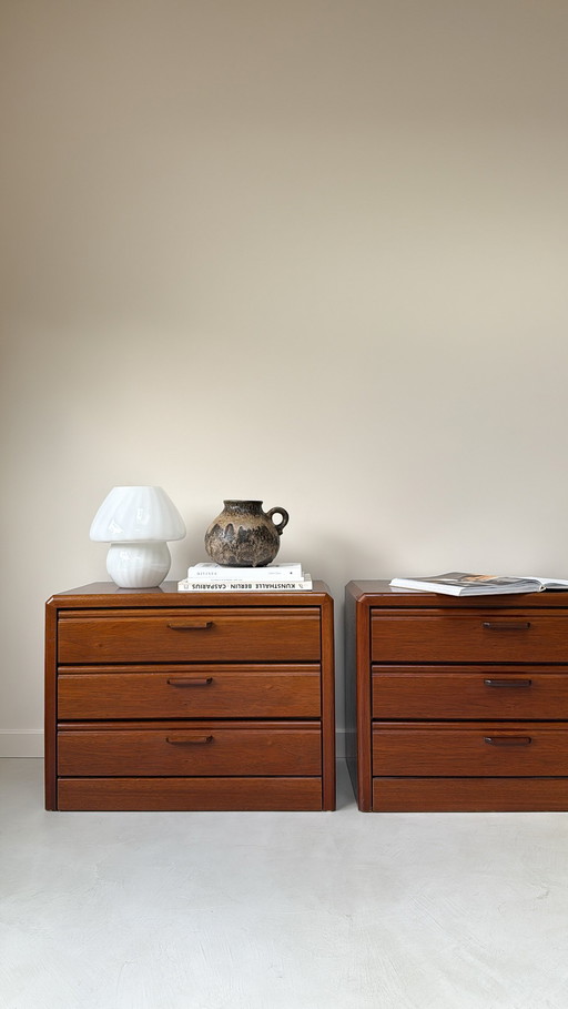 Cassettiera/comodini vintage in legno Hülsta