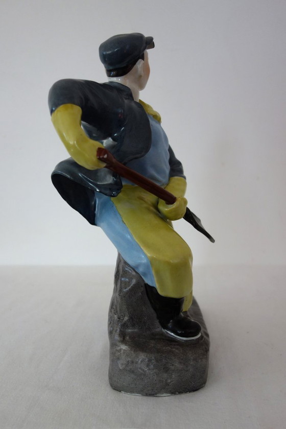 Image 1 of Propaganda statue/figurine from the Chinese Cultural Revolution #18