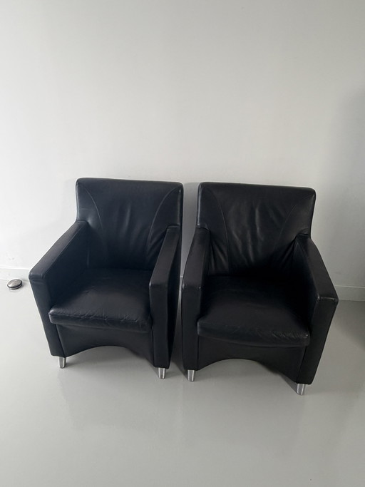 Poltrona Leolux Dolcinea in pelle nera