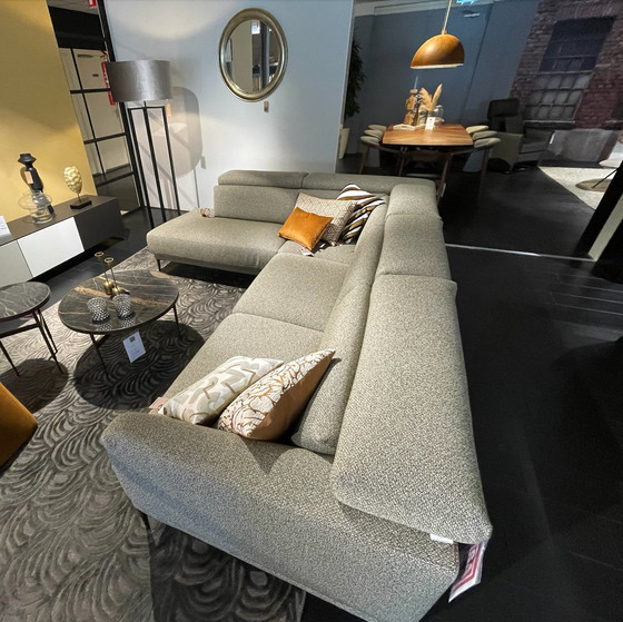 Image 1 of ROM Kingston hoekbank