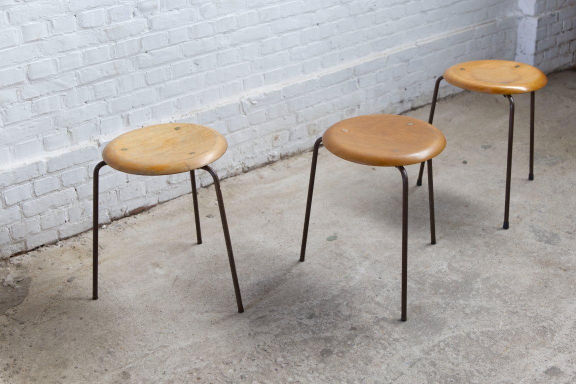3x Early Tripod Dot Stool Arne Jacobsen by Fritz Hansen, 1960s