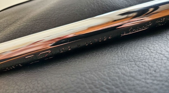 Image 1 of LC2 sofa, 3-seater, by Le Corbusier, Pierre Jeanneret and Charlotte Perriand for Cassina