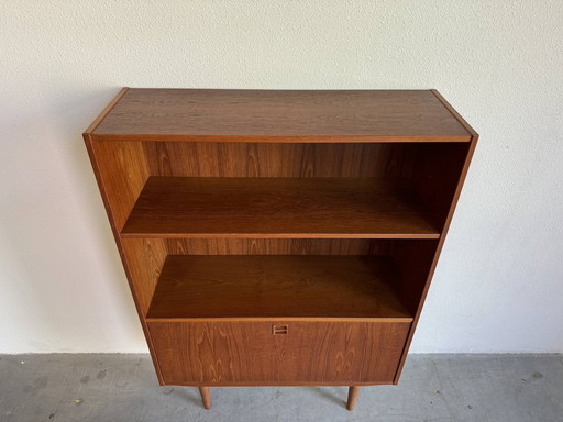 Bibliothèque danoise vintage avec abattant