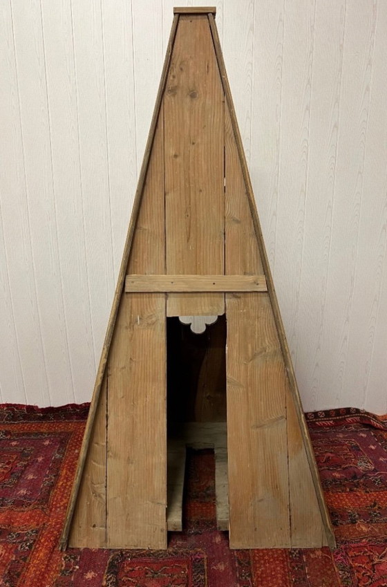 Image 1 of Chapiteau