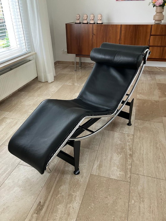 Image 1 of Chaise longue Le Corbusier