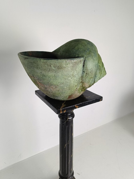 Image 1 of Hermosa cóclea de terracota antigua con gran pátina